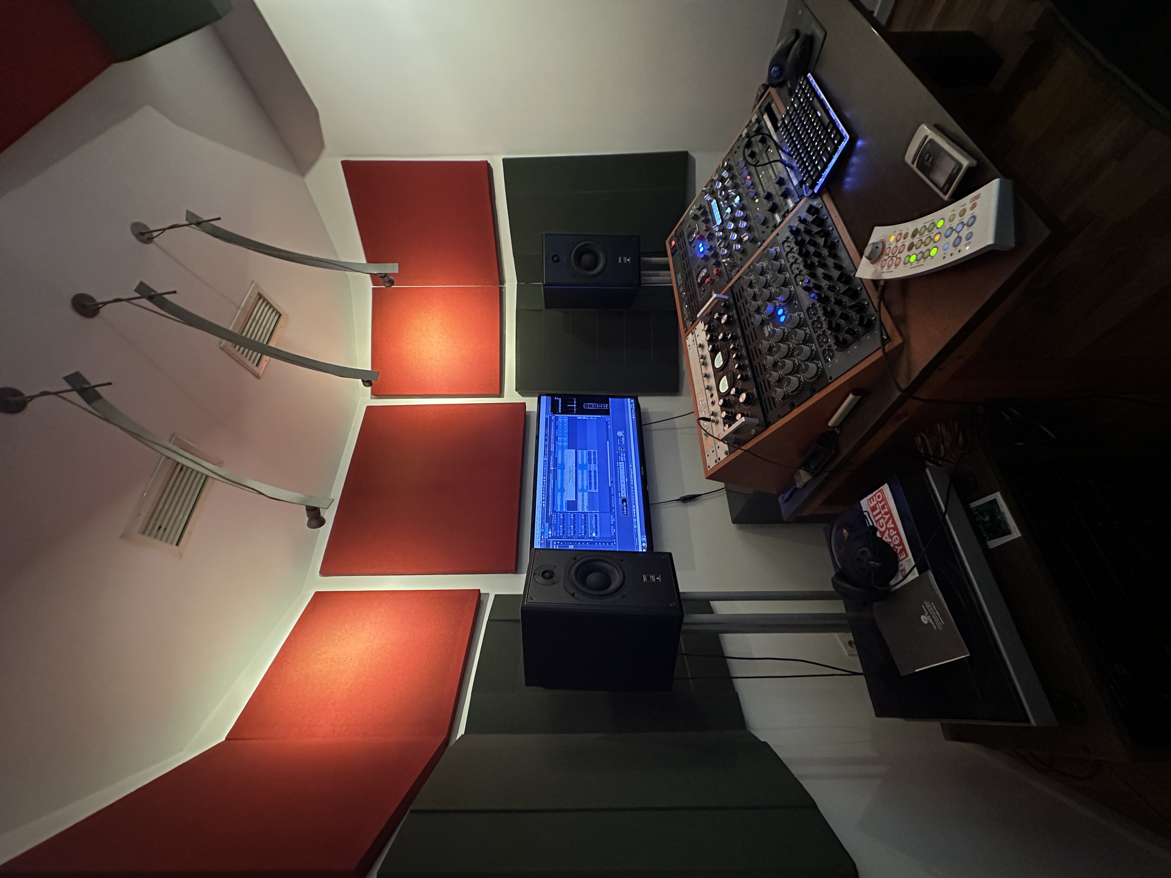 Mastering Studio